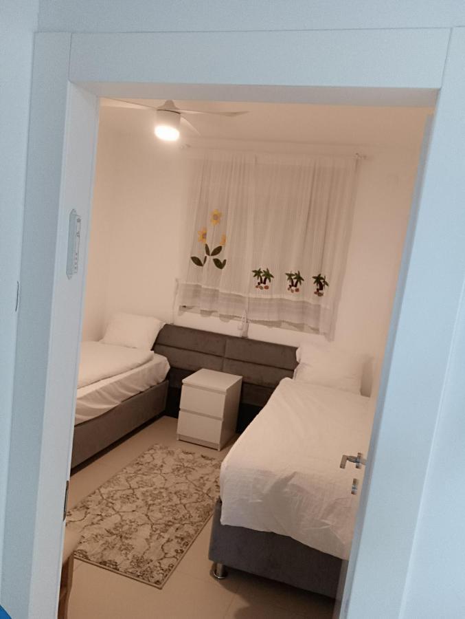 עכו דירה חדשה ליד הים- Akko-Brand New Apartment Exteriér fotografie